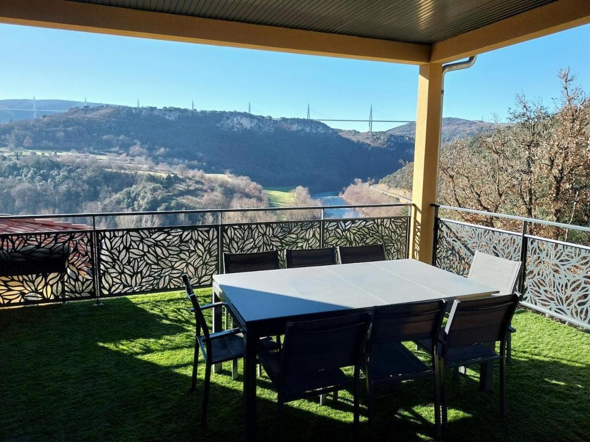 Gite Au Point De Vue Apartment Millau Bagian luar foto